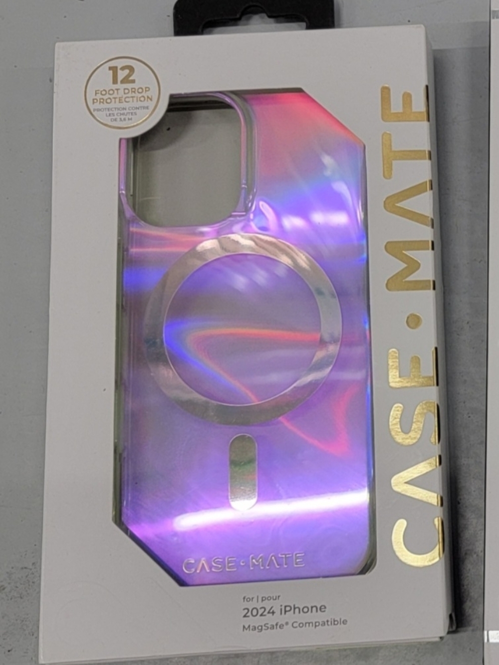 Case-Mate Iridescent Bubble Soap  MagSafe Compatible iPhone 16 Case
